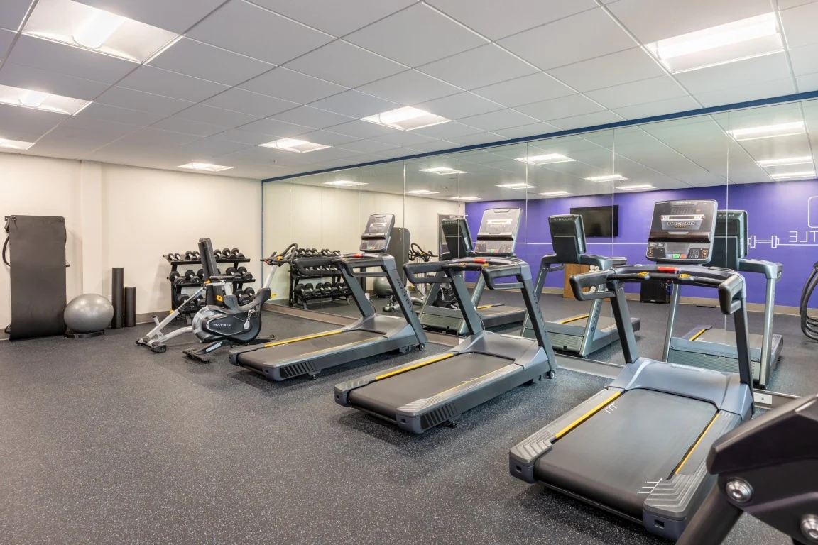 holiday-inn-and-suites-columbus-polaris_4
